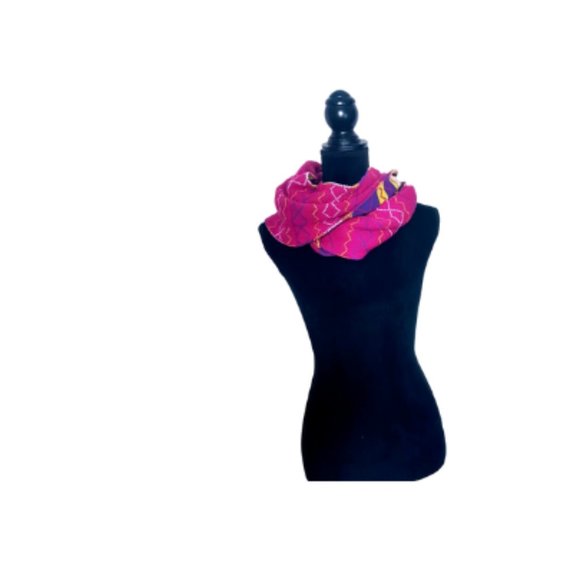 #C38 Mountain Ridge Infinity Scarf - Picture 9 of 14